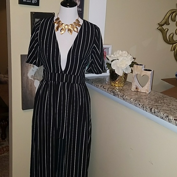 Dresses & Skirts - Romper deep v and skirt GORGEOUS ON!!!